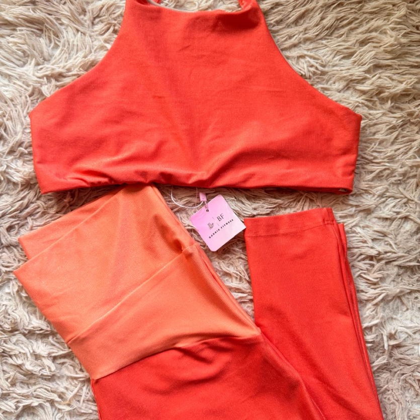 conjunto bicolor laranja