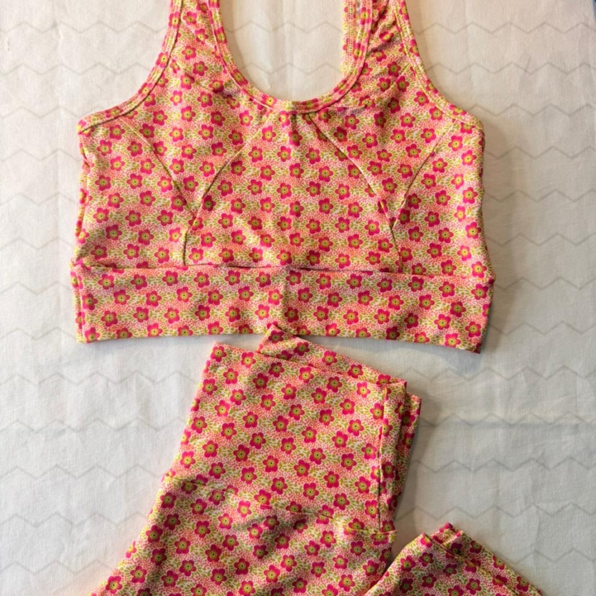 Conjunto Floral em Poliamida com Elastano – Floral Colorido | Tam. M